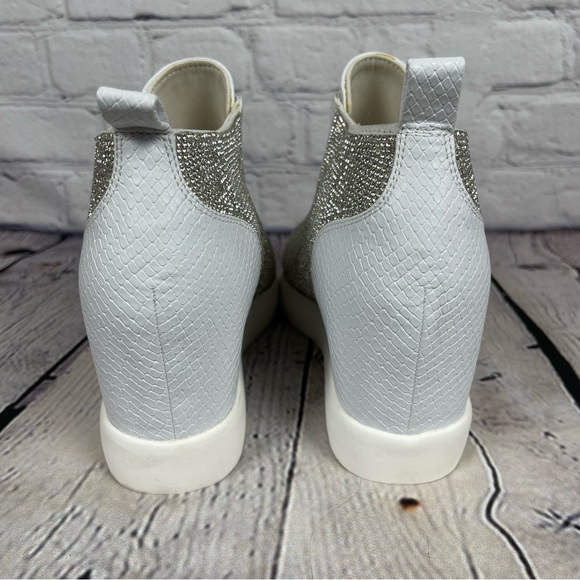 INC International Concepts Wesla Hidden Wedge White Sparkle Women's 9.5 M - Picture 3 of 6